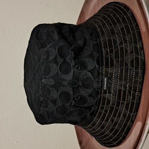 NWT-Signature Denim C Bucket hat